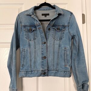 Uniqlo Light Blue Women's Jean Jacket